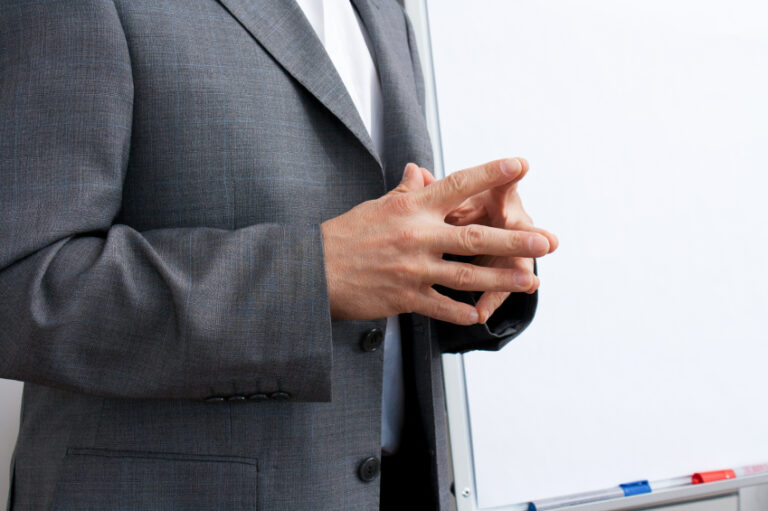 How Body Language Can Define a Leader
